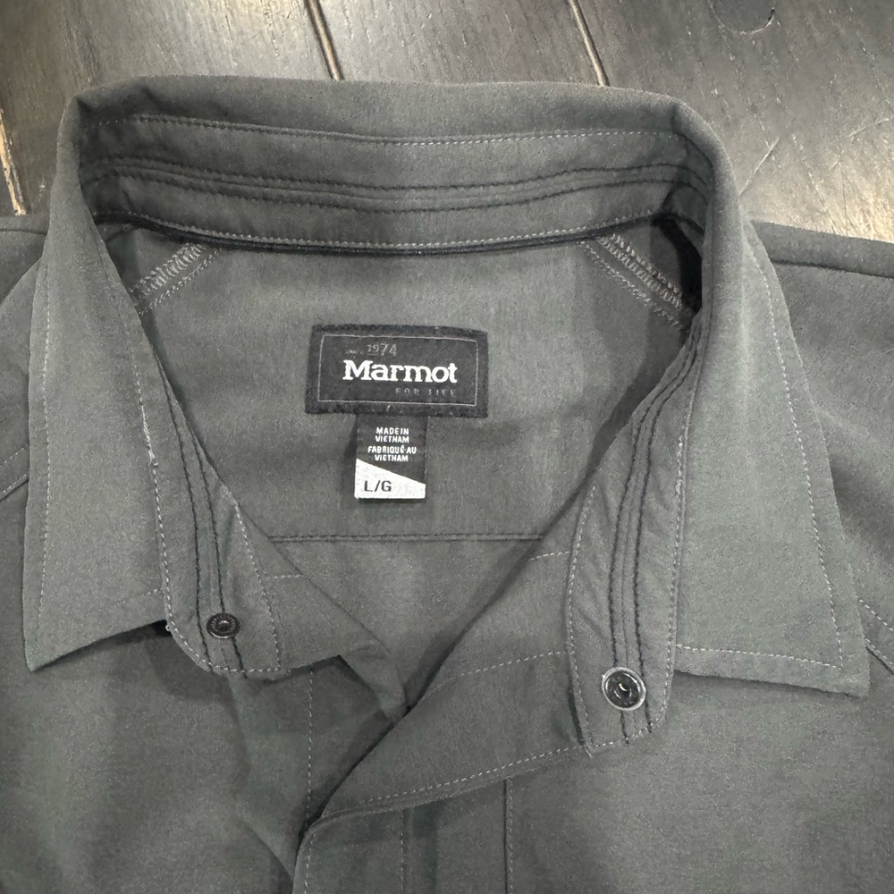Marmot Men's Casual Button Down Shirt - Gray